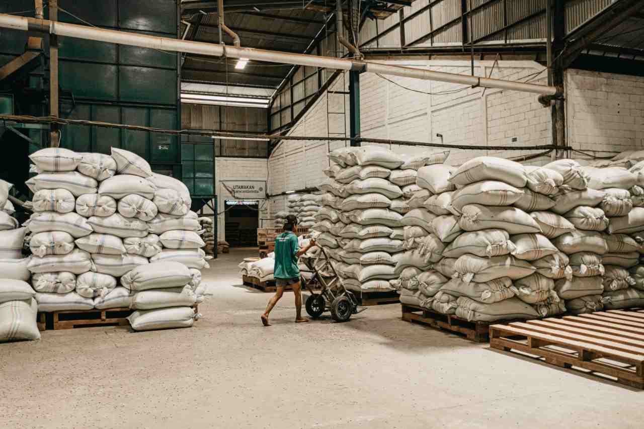 #1 Kopi Murah Bandung dan Sekitarnya - Delta Coffee Roaster