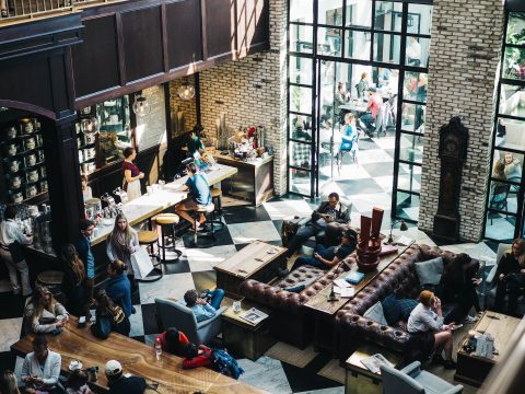 Tips Mengembangkan Bisnis Coffee Shop Supaya Sukses
