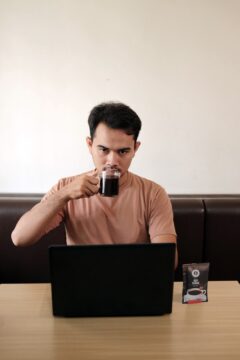 Berapa Banyak Kalori dalam 1 Cangkir Kopi Hitam? 1