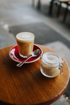Apa itu Butterscotch Latte dan Mengenal Rasa dan Tekstur Butterscotch Latte